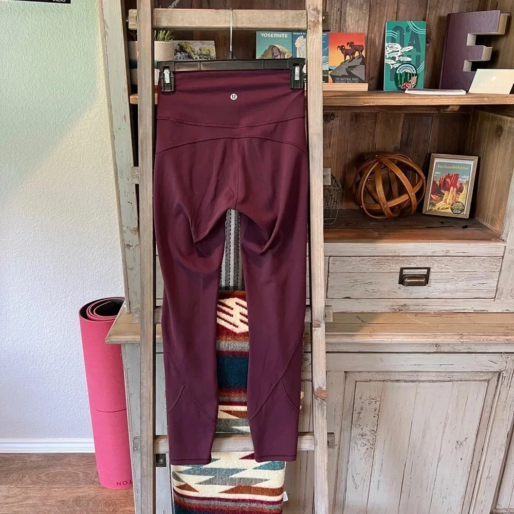 Lululemon women’s In Movement Tight 7/8 tight 25” everlux size 4 - Picture 3 of 7
